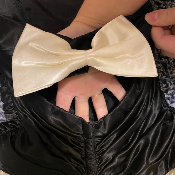 Formal dress - Picture 5 of 12